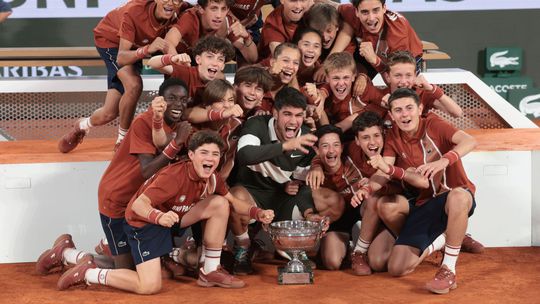 Najlepší zápas v histórii? Chlapcovi, ktorý mohol von s kamarátmi len raz do týždňa, sa klania svet. Videli sme stratosferické finále