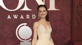 Fina Strazza na vyhlásení 78. ročníka cien Tony Awards.