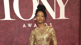 Joy Woods na vyhlásení cien 78. ročníka Tony Awards.