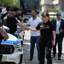 polícia, maškarová, eštok