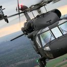 Americký vrtuľník Black Hawk S-70