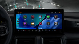 Apple-WWDC25-i OS-26-Car Play-Dark-mode-250609
