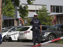 streľba v Grazi, rakúsky policajt
