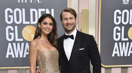 Modelka Gigi Paris a herec Glen Powell na zábere z roku 2023.