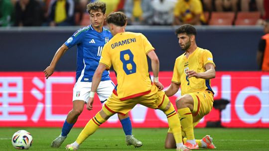 Rumuni hrýzli, proti favoritovi nedali penaltu. Talianom stačil na výhru jediný gól