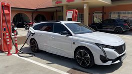 Peugeot e-308 SW GT-line - letný test 2025