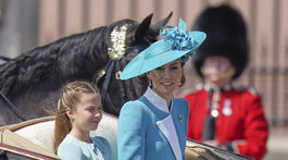 Princezná Kate z Walesu a a jej dcéra - princezná Charlotte