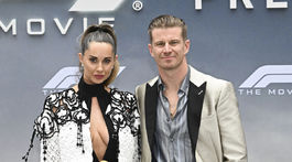 Bývalý pretekár Nico Hulkenberg a jeho partnerka Egle Ruskyte.