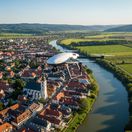 Dron niekde na Slovensku - obrázok vytvorený...