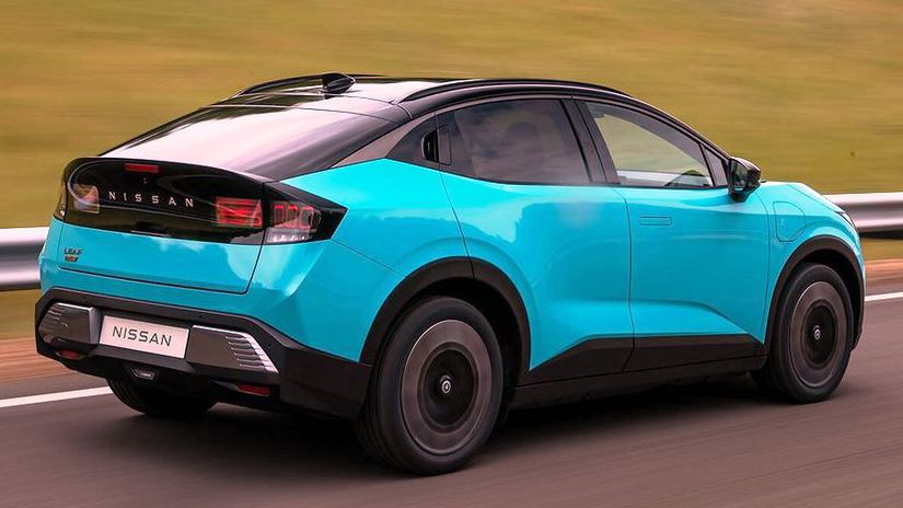 Zadné svetlá majú zaujímavú 3D grafiku a sú...