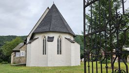 Plešivec, kostol