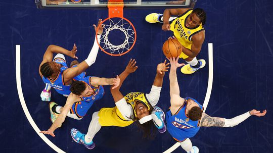 Indiana proti Oklahome City dominovala a prekvapujúci si vynútila siedmy zápas