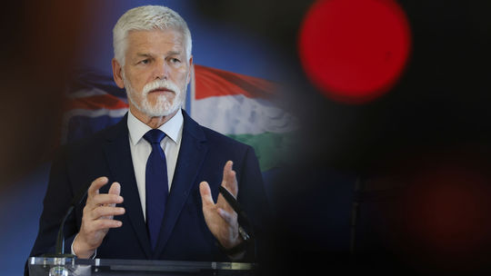 Rozhovor s prezidentom Pavlom zmizol tesne pred zverejnením. Armáde ho zakázalo ministerstvo
