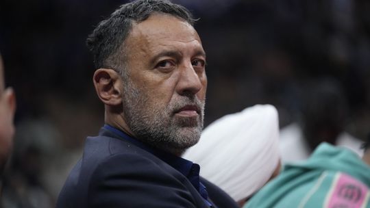 Vlade Divac