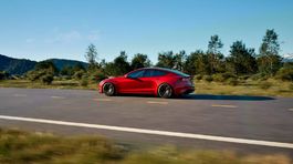 Tesla Model S 1