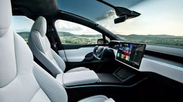 Tesla Model X 6