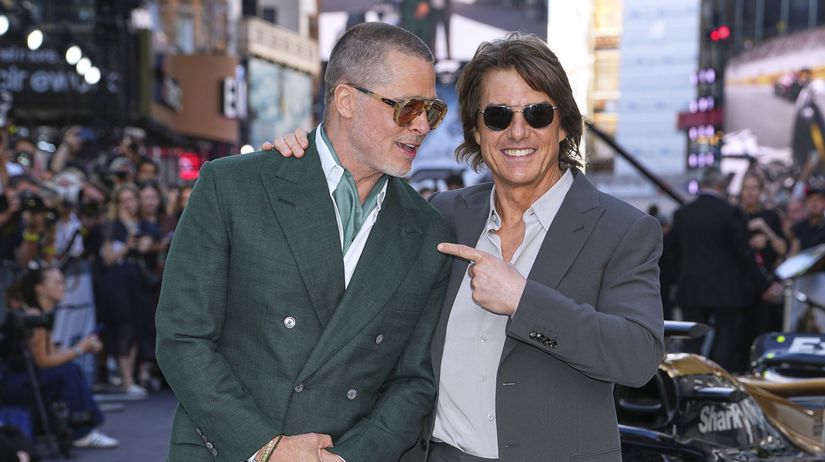 Brad Pitt (vľavo) a Tom Cruise 
