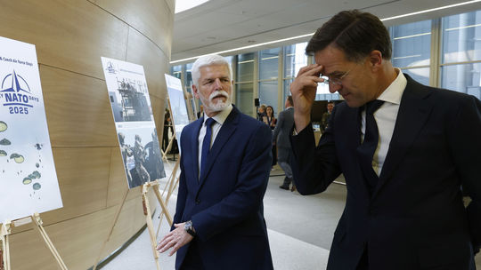 Šéf NATO: vojna vo výrobe zbraní sa už začala, je nemysliteľné, aby nás Rusko predbiehalo. Musíme rátať s tým, že USA odídu, povedal Pavel
