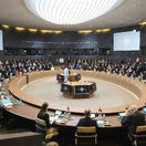 Rokovacia sála v NATO HQ v Bruseli