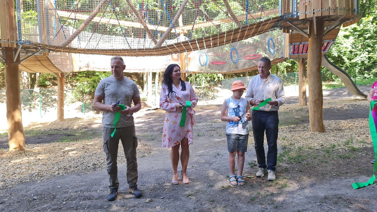 Slávnostné otvorenie 3D bludiska v Muráni