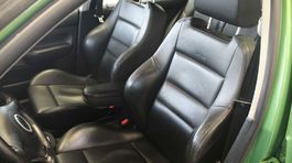 VW Golf IV 2,3 V5 - 1998