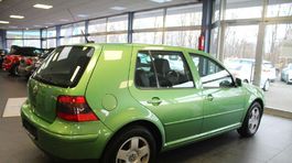VW Golf IV 2,3 V5 - 1998
