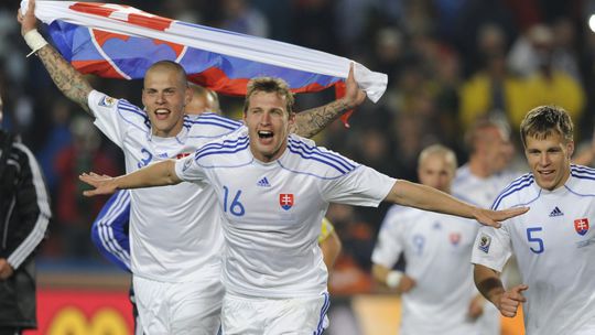 Spomienka na Afriku: Samovražda spoluhráča, slávny zápas aj konflikt s Weissom na rozlúčku