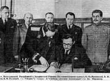 Ako si Stalin odkrojil Podkarpatskú Rus. V hre bolo aj východné Slovensko