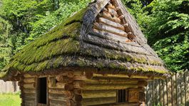 stredoveká dedina, Paseka, mReportér