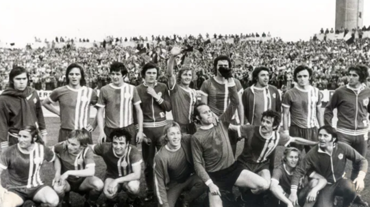 Začínal na Maracane, pochválil ho Pelé a ohúril Slovan. Darmo niekto nadáva na Kmotríka