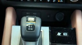 Mitsubishi Outlander PHEV 2.4 (2025)