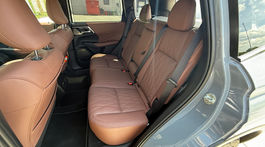 Mitsubishi Outlander PHEV 2.4 (2025)