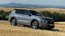 Mitsubishi Outlander PHEV 2.4 (2025)