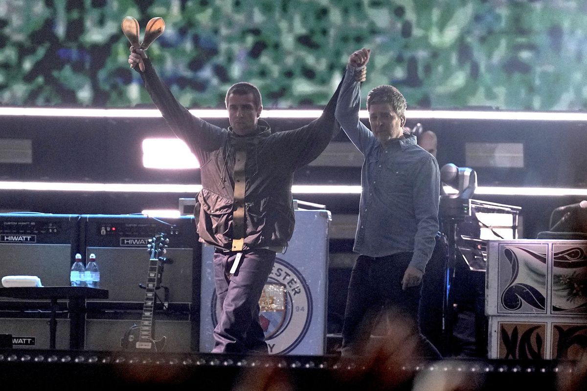 Oasis, koncert, Cardiff