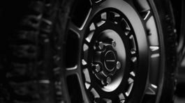 Defender Octa Black