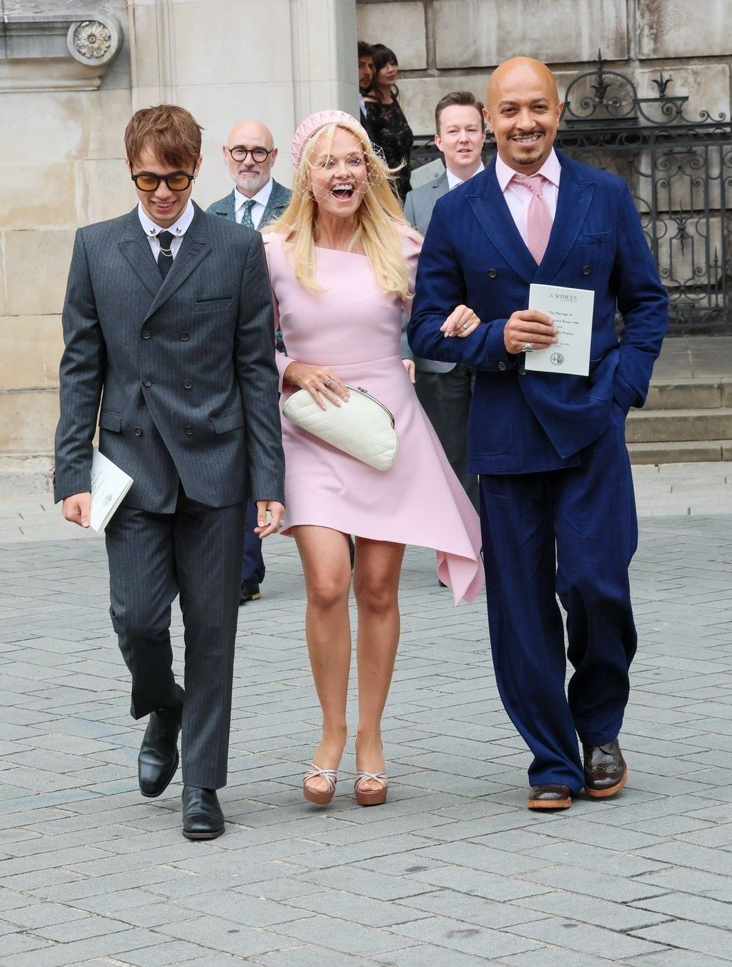 Speváčka a moderátorka Emma Bunton kráča na...