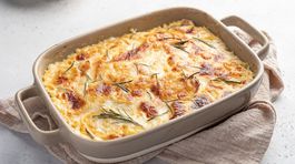potato casserole with cream, gratin dauphinois, french cuisine
