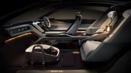 24 - EXP 15 Interior