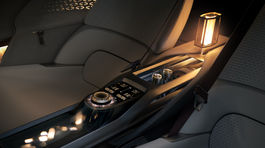 35 - EXP 15 Interior 