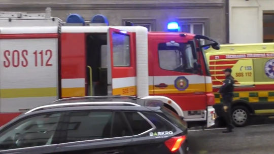 Nehoda autobusu a osobného auta pri Poprade si vyžiadala sedem zranených