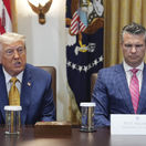 Trump, Hegseth