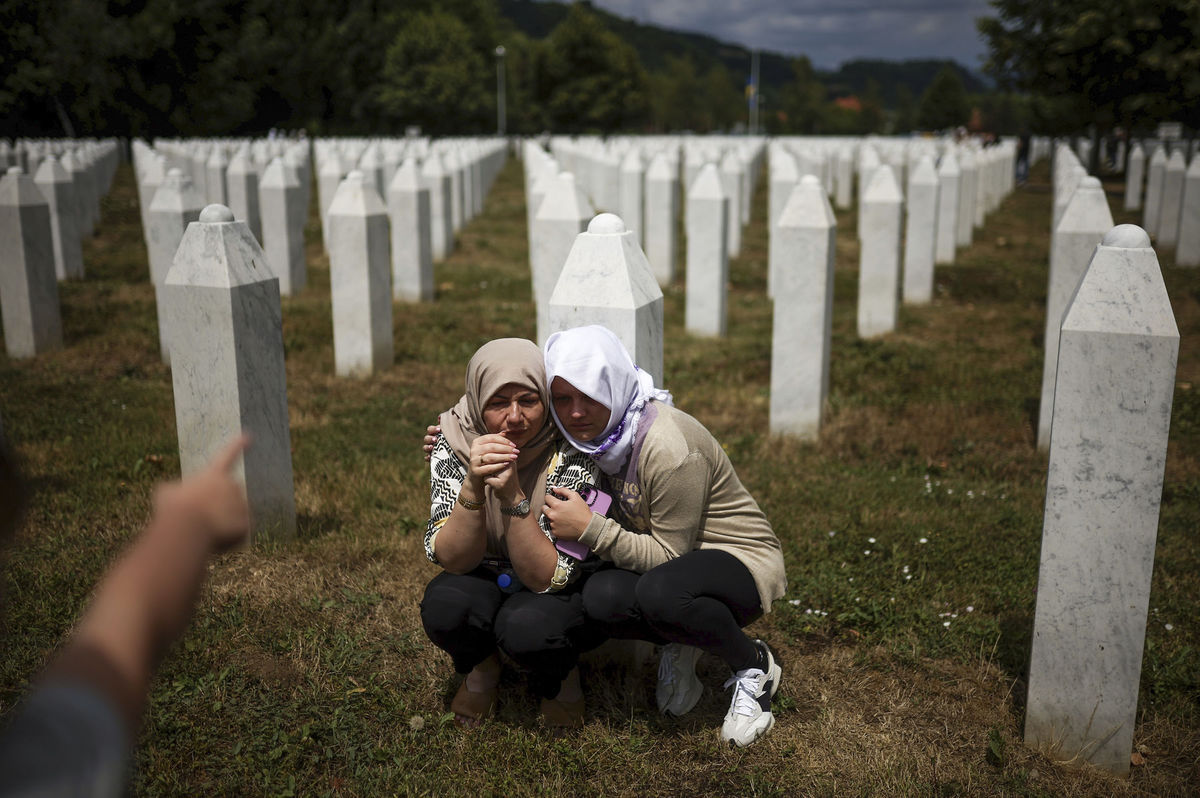 Bosna Srebrenica Genocída 30. Výročie
