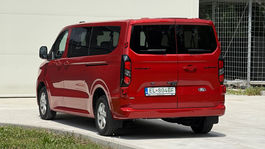 Ford Transit Custom PHEV (2025)