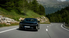 Lucid Air-Grand-Touring Guinness-World-Records-Title 4