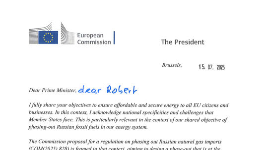 Premiér Robert Fico (Smer) na sociálnej sieti...