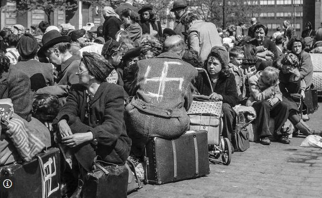 Odsun sudetských Nemcov, január 1946. Mohli si...