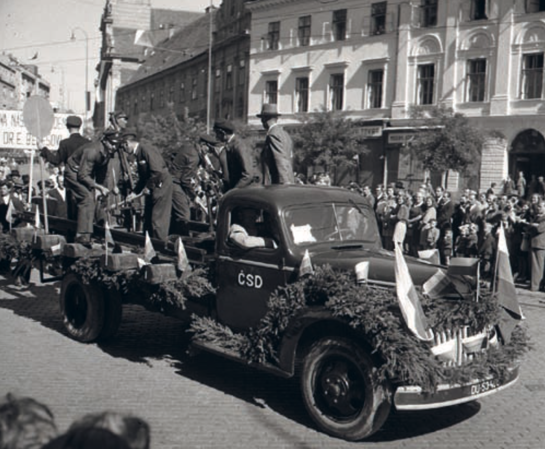 Snímka z osláv druhého výročia vypuknutia SNP,...