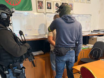Polícia