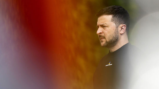 Temná stránka vlády Zelenského v tieni vojnového konfliktu. Potláča sa na Ukrajine opozícia? 