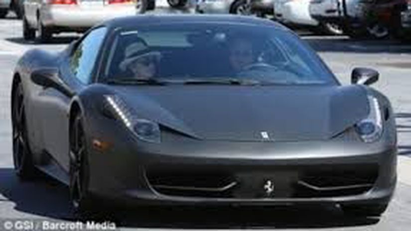 V jeho kolekcii sa nachádzali aj Ferrari či...
